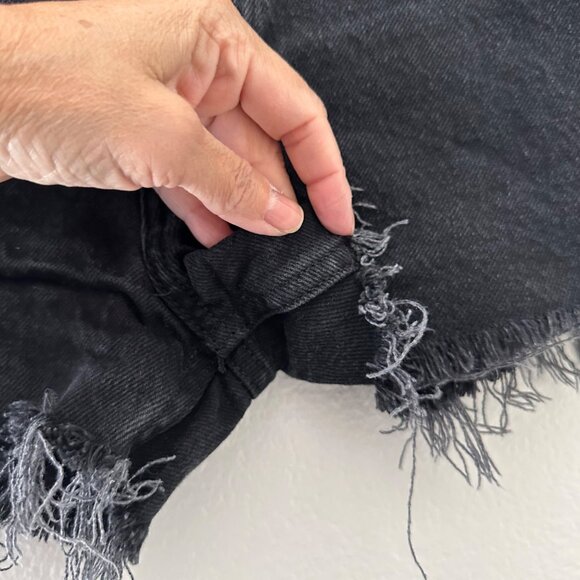 Reformation Charlie High Rise Jean Short Distress Washed Black Sz 24 - Picture 4 of 7